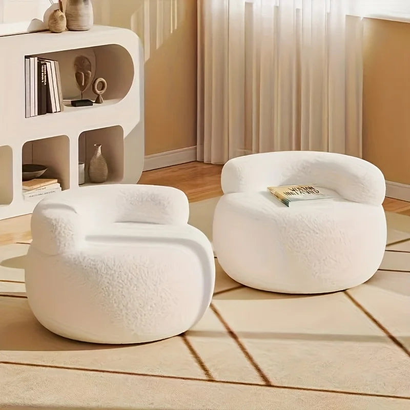 Moody Pouf
